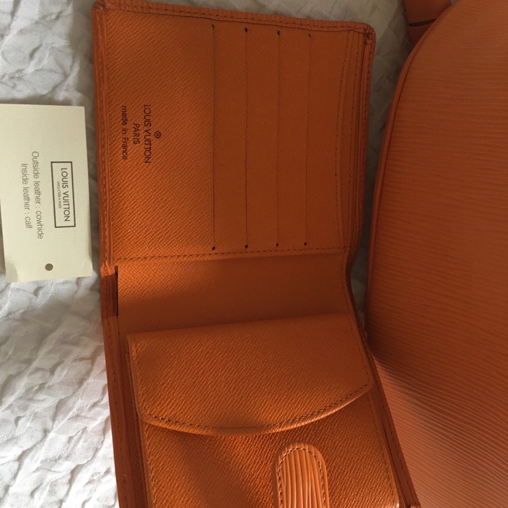 Louis Vuitton billfold